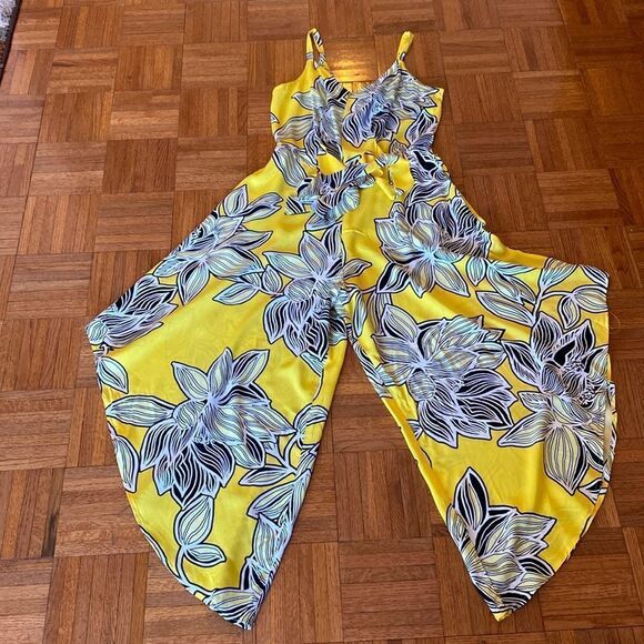 New Ivy Street Asymmetrical Legs Spaghetti Straps Jumpsuit - Picture 2 of 9